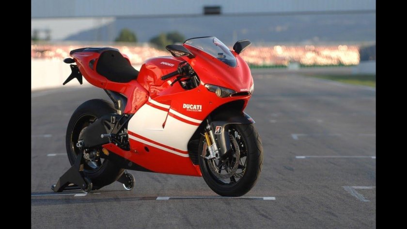 Мотоцикл Ducati Desmosedici RR
