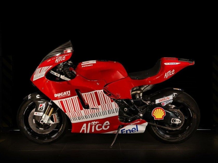 Мотоцикл ducati