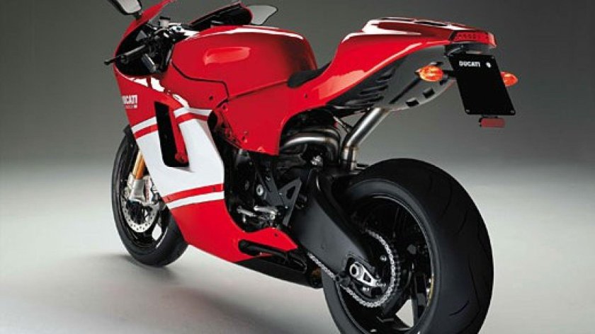 Мотоцикл Ducati Desmosedici RR
