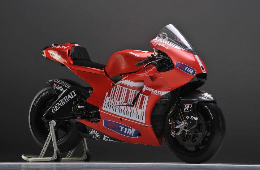 Мотоцикл Дукати Десмоседичи