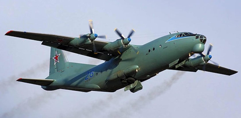 Ан 12 военно транспортный