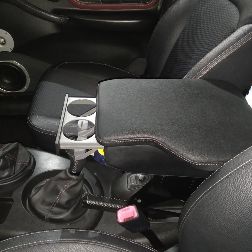 Подлокотник Шевроле Круз 2013