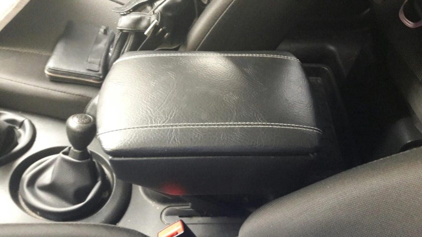 Подлокотник Шевроле Нива 2123