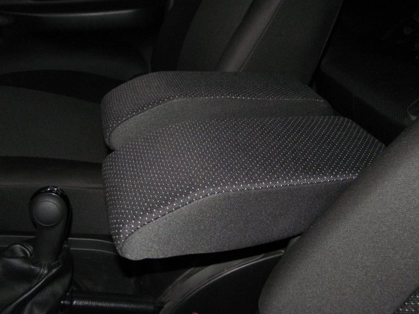 Подлокотник Шевроле Нива 2123