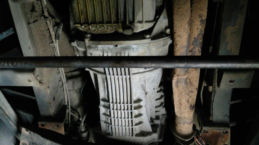 Крепление приемной трубы к КПП УАЗ Патриот