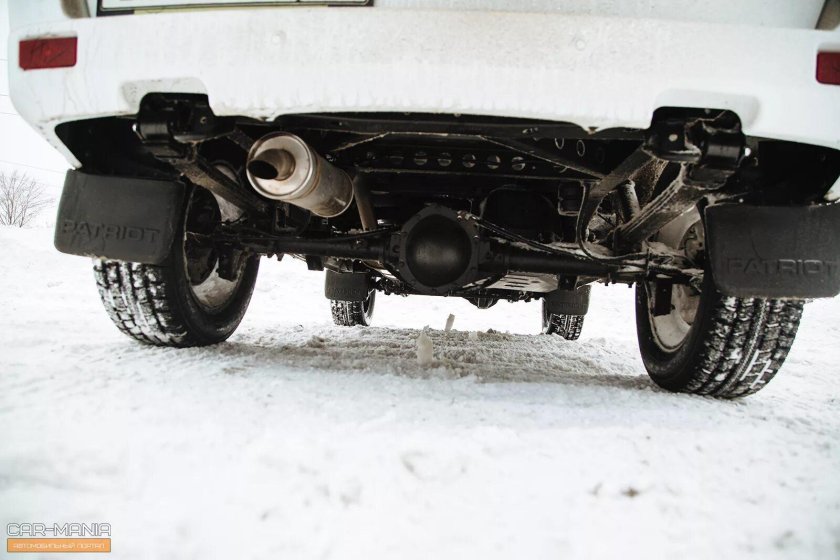 УАЗ Патриот снизу