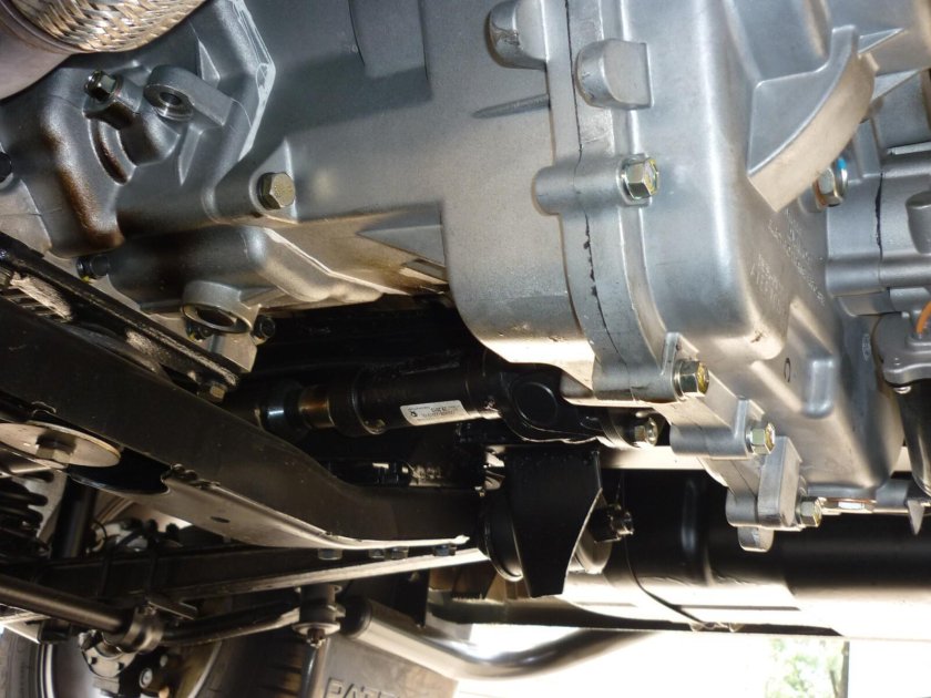 УАЗ Патриот АКПП вид снизу