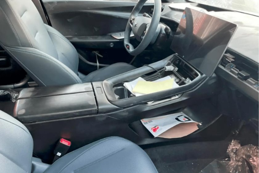 Aston Martin Vantage 2018 салон