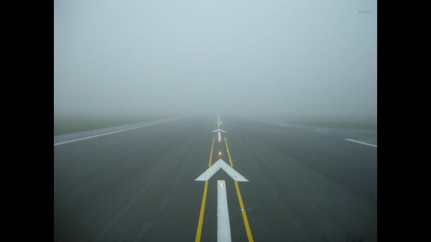 Самолет в тумане