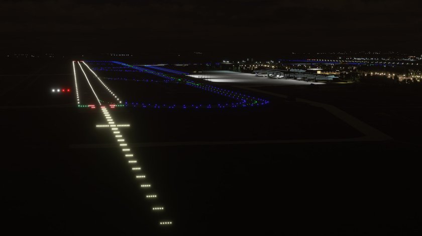 Взлетно посадочная полоса освещение