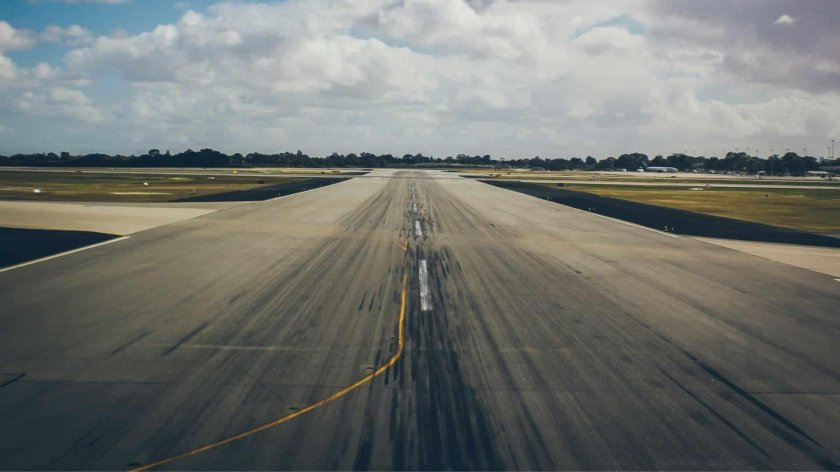 Аэропорт полоса