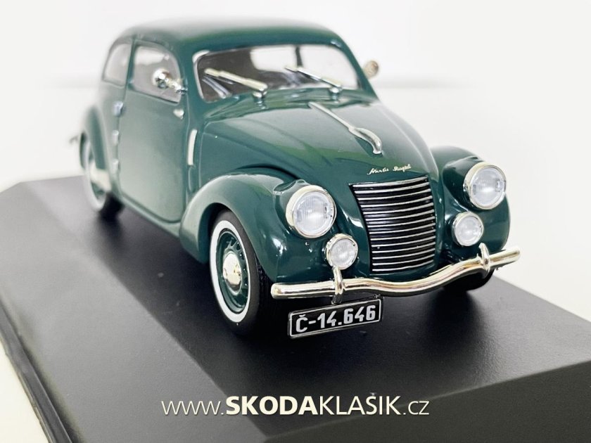 Коллекционная масштабная модель автомобиля