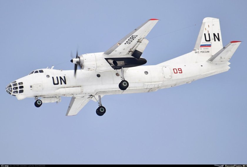 АН-30 самолёт