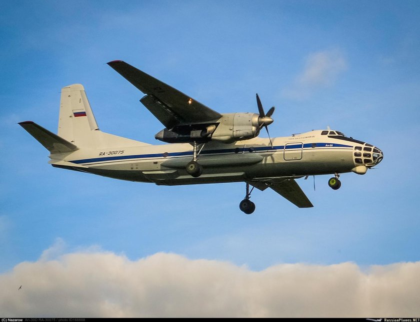 АН-30 разведчик