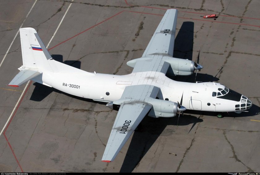 Самолет АН-30м