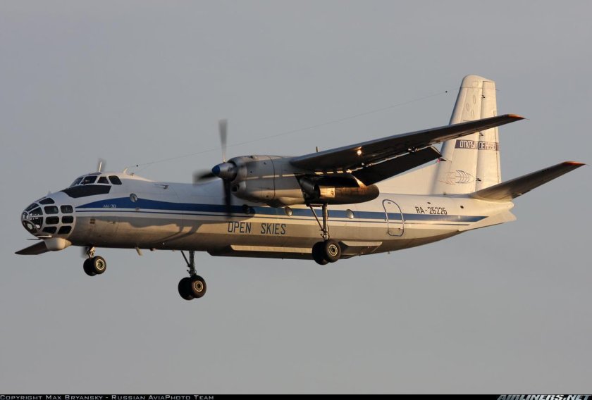 Самолет АН-30м