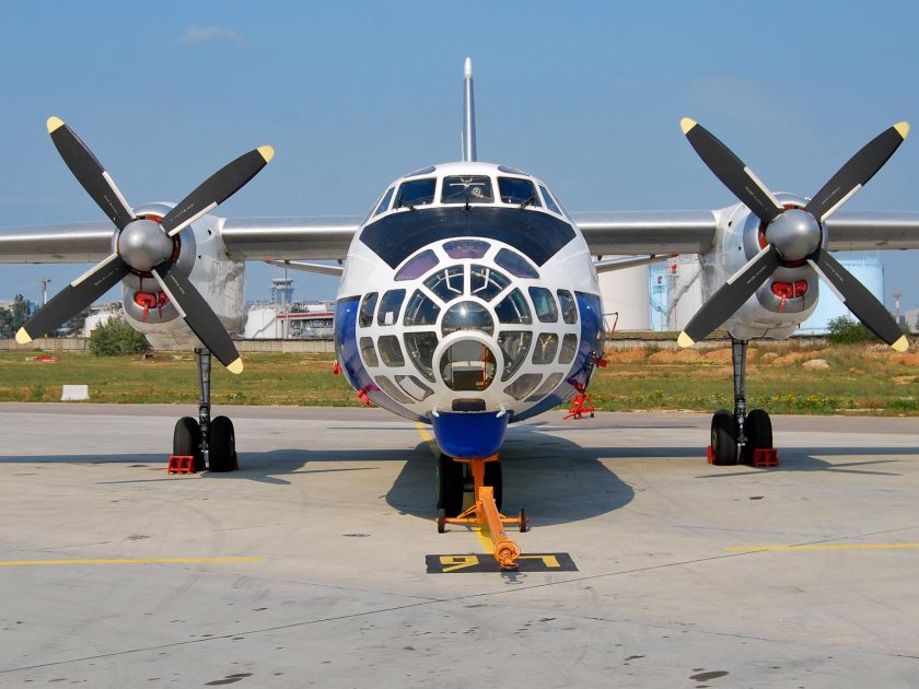 АН-30 самолёт