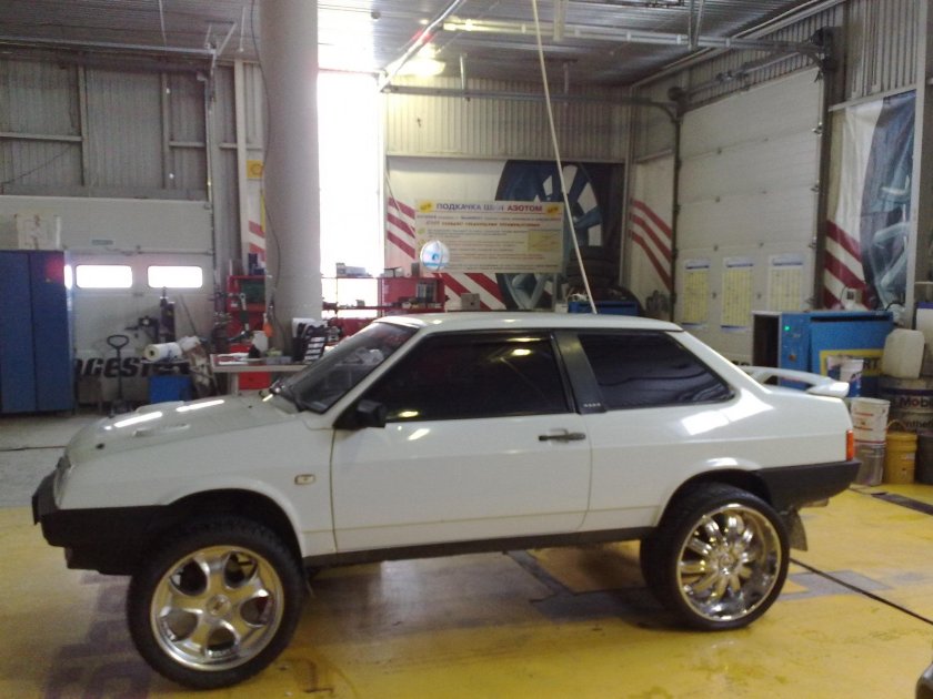 Из ВАЗ 2109 купе