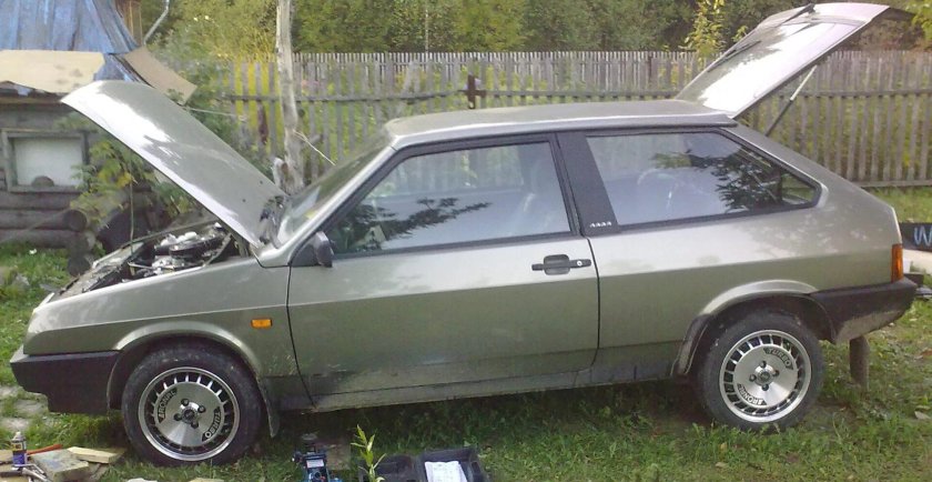 ВАЗ 2108 дорожный просвет