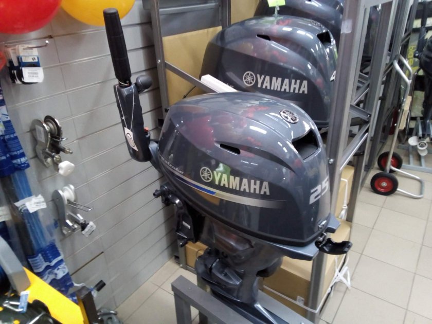 Чехол на капот лодочного мотора Yamaha f 115