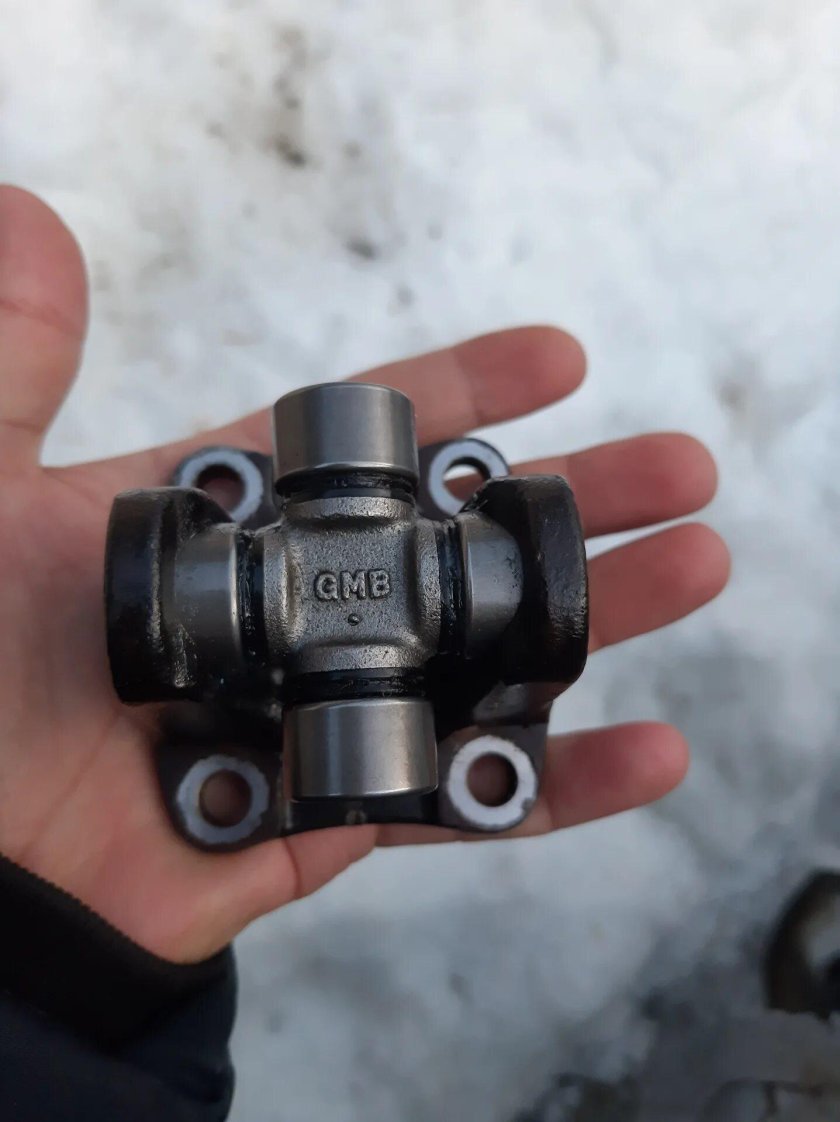 Крестовина карданного вала Хонда HR-V