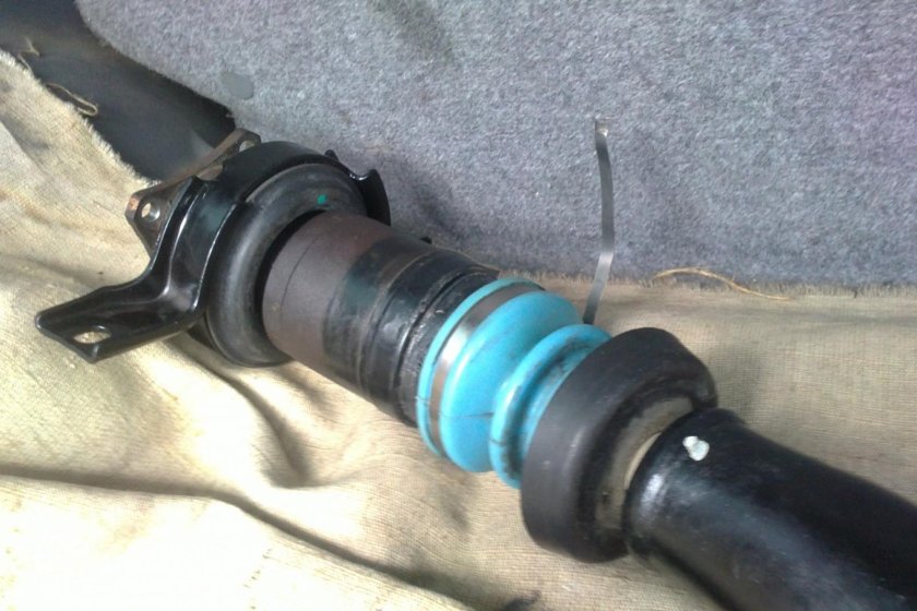 Подвесной подшипник карданного вала Honda CR-V