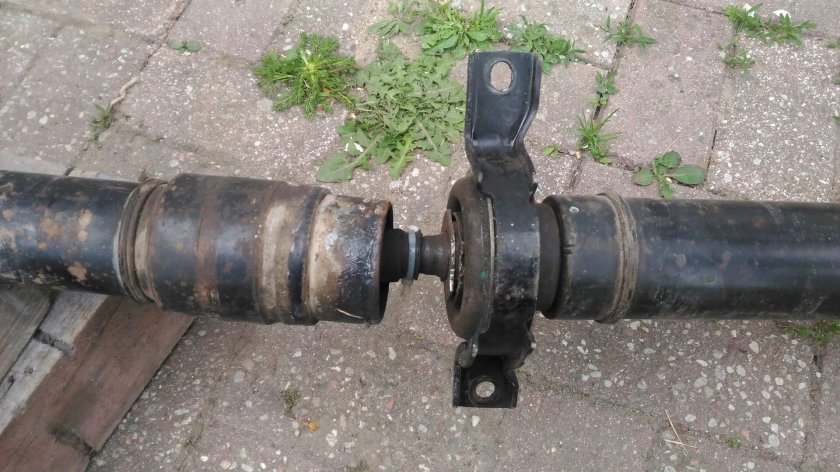 Хонда CRV 2014 подвесной подшипник