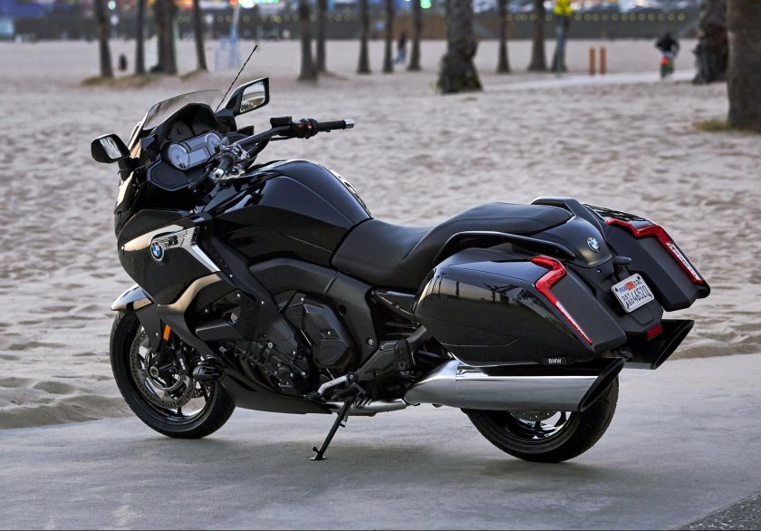 Мотоцикл BMW k1600b