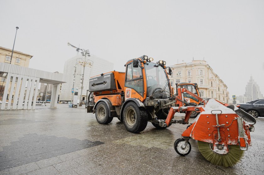 Выставка уборочной техники в Москве
