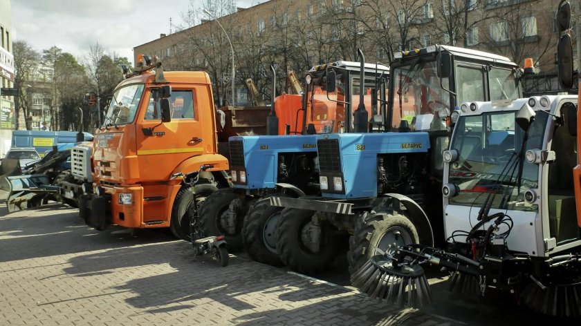 Мерседес Коммунальная техника