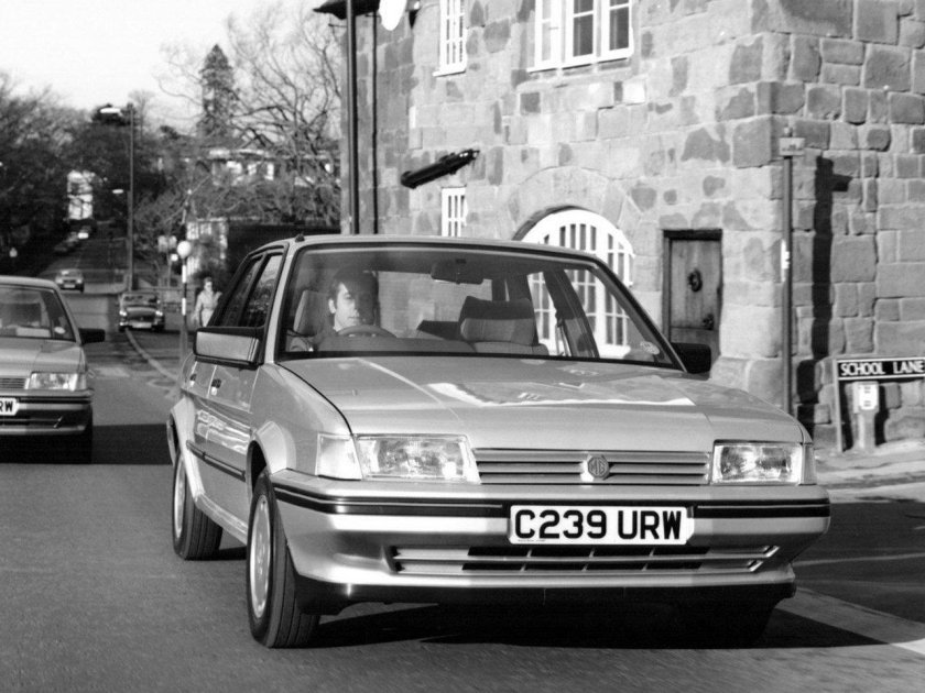 Рено седан 1990