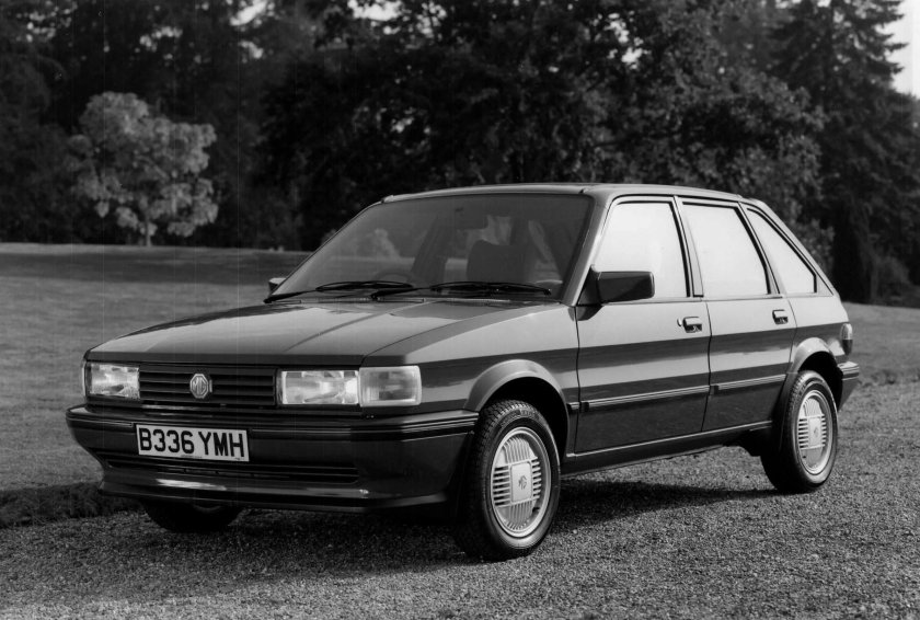 Аустин Ровер