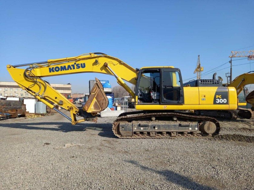 Экскаватор Komatsu pc200-7