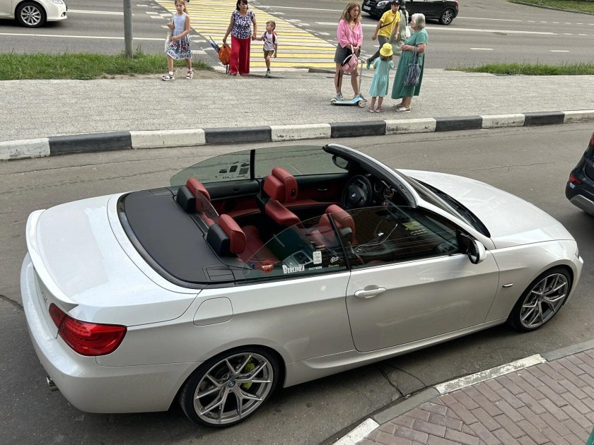 БМВ z4 родстер черный