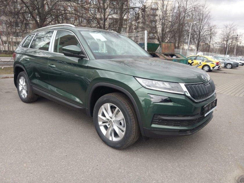 Шкода кодиак зеленая