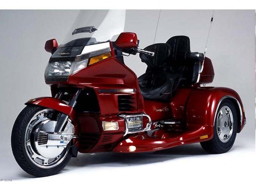 Хонда Голд Винг трёхколёсный