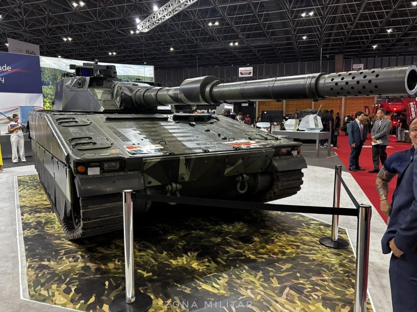 Шведская бмп cv 90