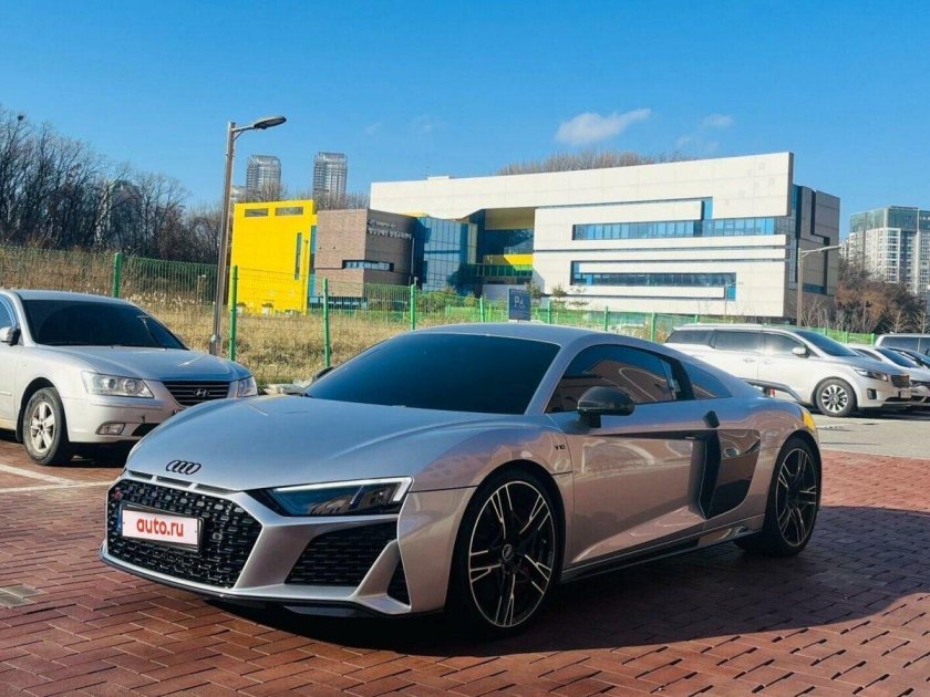 Audi r8 v10 2020