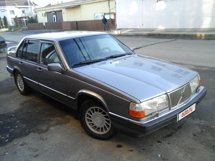 Volvo 960 седан