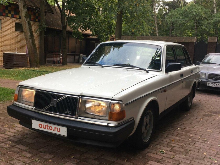 Вольво 240 1974