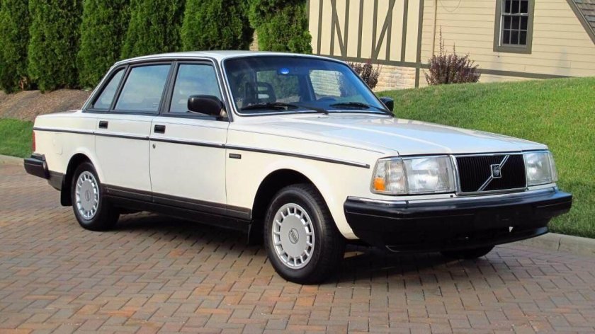 Вольво 240 седан