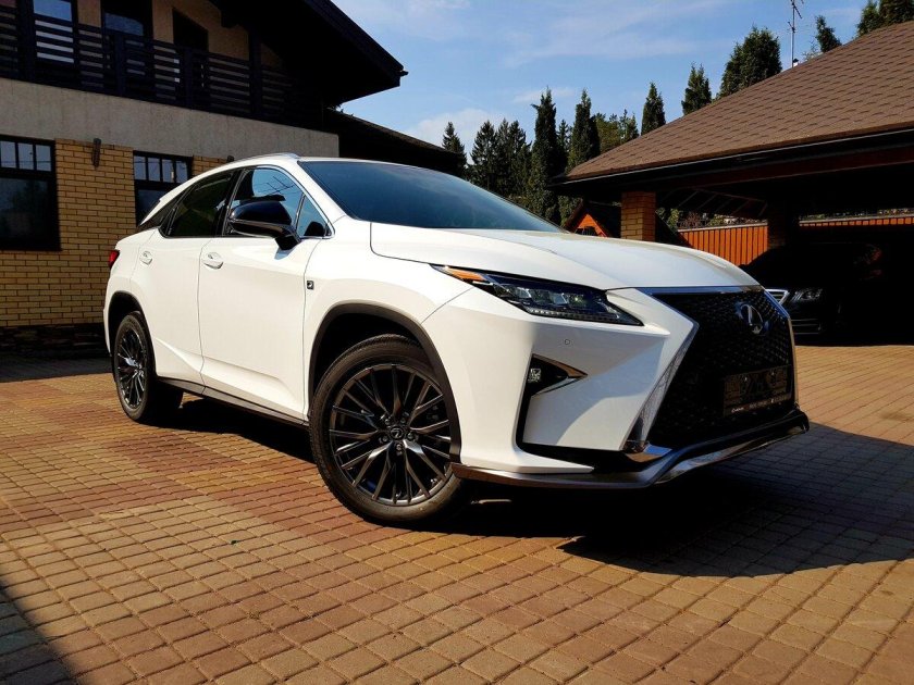 Lexus RX IV 300 белый