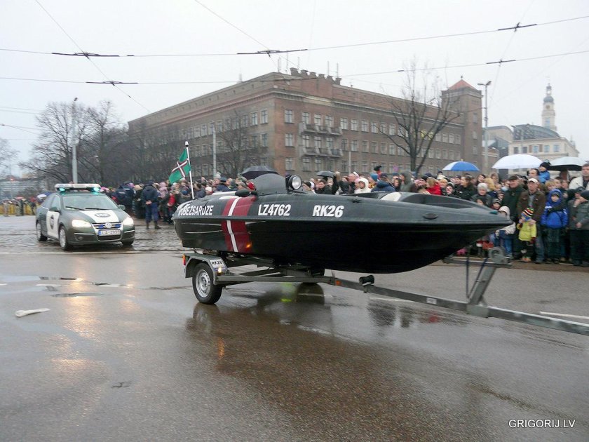 Военный парад Прибалтика самолеты