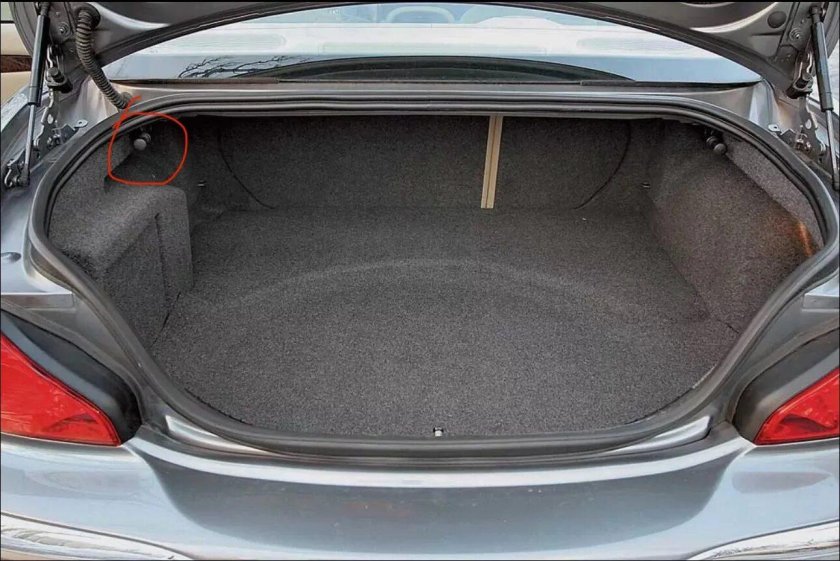 Jaguar x Type багажник