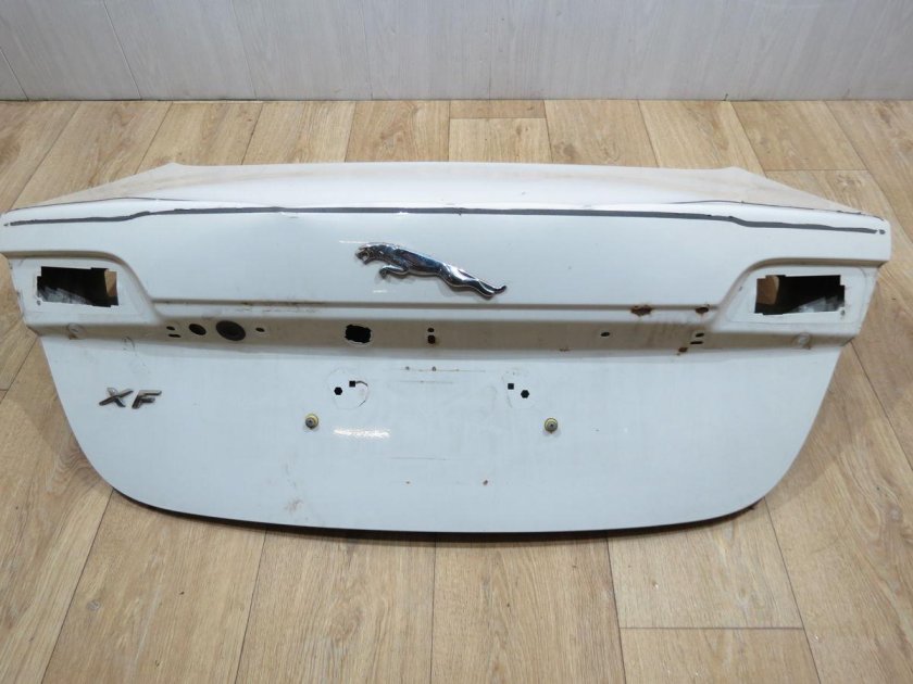 Крышка багажника Ягуар XF