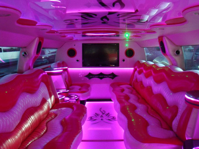 Hummer h2 Limousine салон