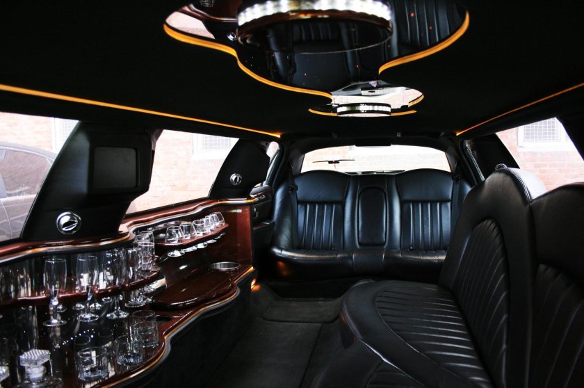 Лимузин Линкольн Таун