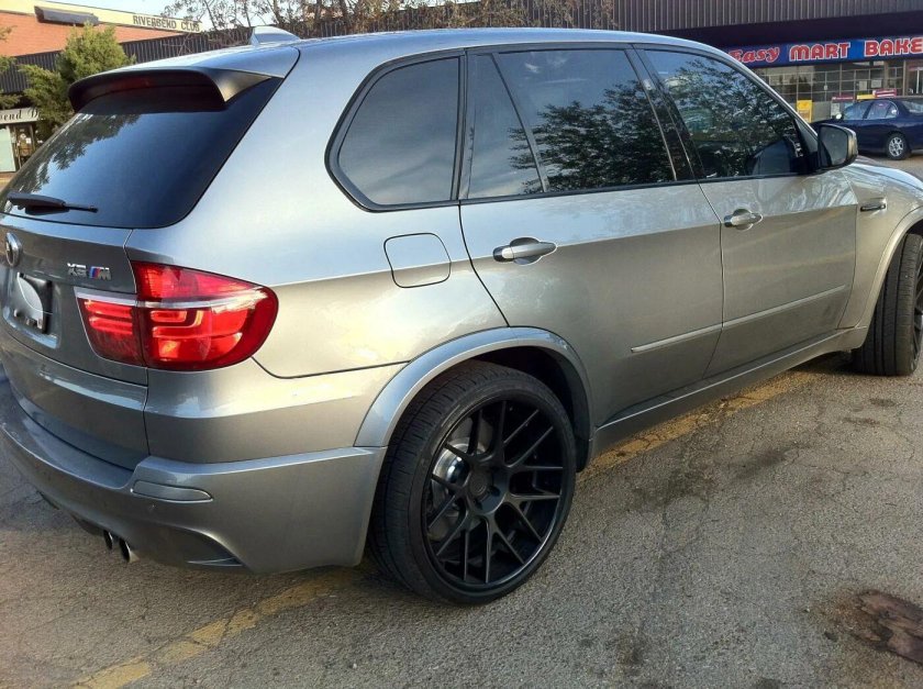 BMW x5 e70 серый
