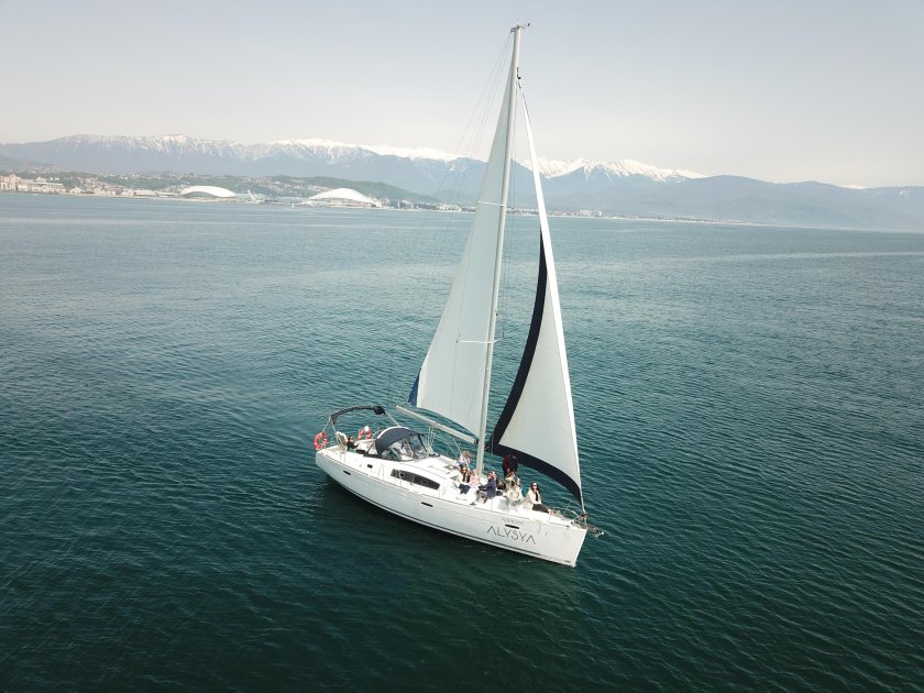 Адлер прогулка на яхте