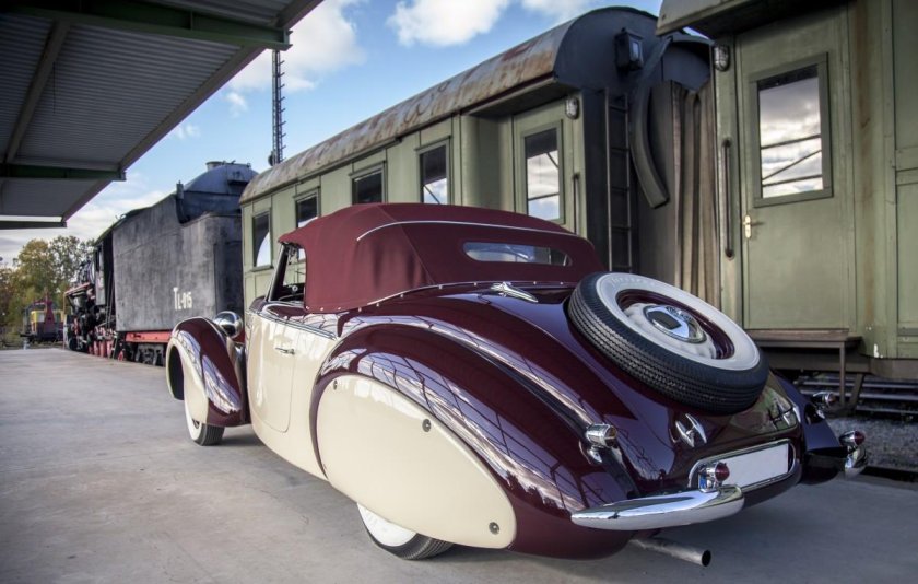 Машины арт деко Стримлайн